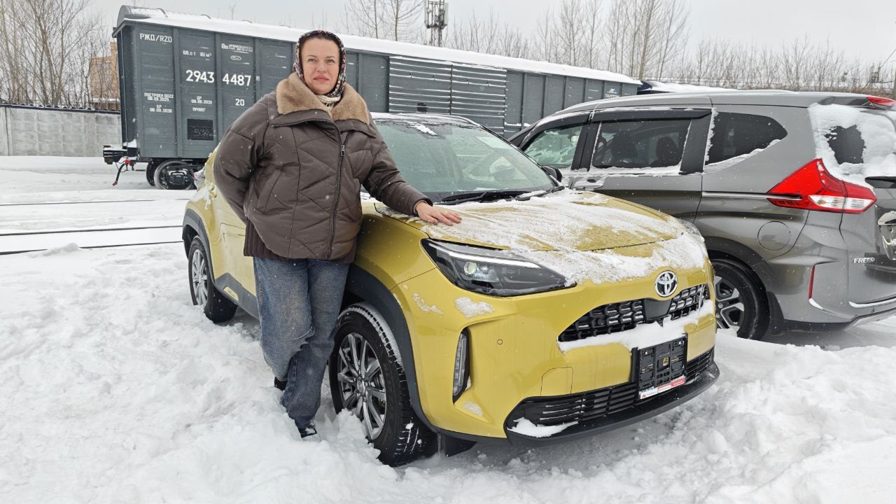 Toyota YARIS CROSS