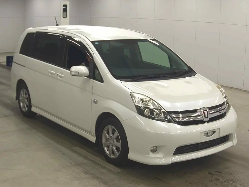 Toyota ISIS